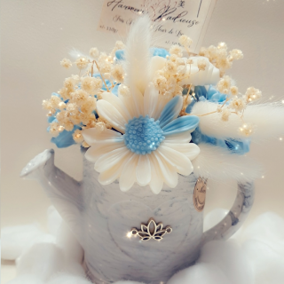 Bouquet Harmonie Radieuse – Iris Jasmin & Fleur de Lin Bouquet Harmonie Radieuse – Iris Jasmin & Fleur de Lin
