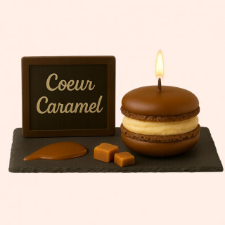 Bougie Macaron Cœur Caramel – "Caramel au Beurre Salé"